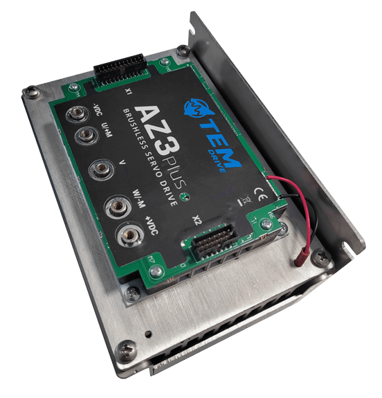 AZ3Plus50 - Convertitore a tensione extra-bassa progettato per il controllo di motori brushless AC/DC e motori DC. Questo convertitore può gestire fino a 3000 W di potenza in uscita.