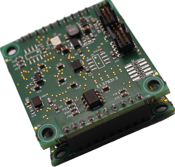 AZ3INT - Convertitore a tensione extra-bassa progettato per il controllo di motori brushless AC/DC e motori DC. Questo convertitore può gestire fino a 325 W di potenza in uscita.