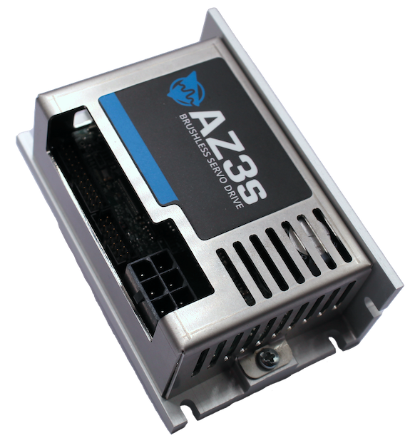 AZ3s - Convertitore a tensione extra-bassa progettato per il controllo di motori brushless AC/DC e motori DC. Questo convertitore può gestire fino a 800 W di potenza in uscita.